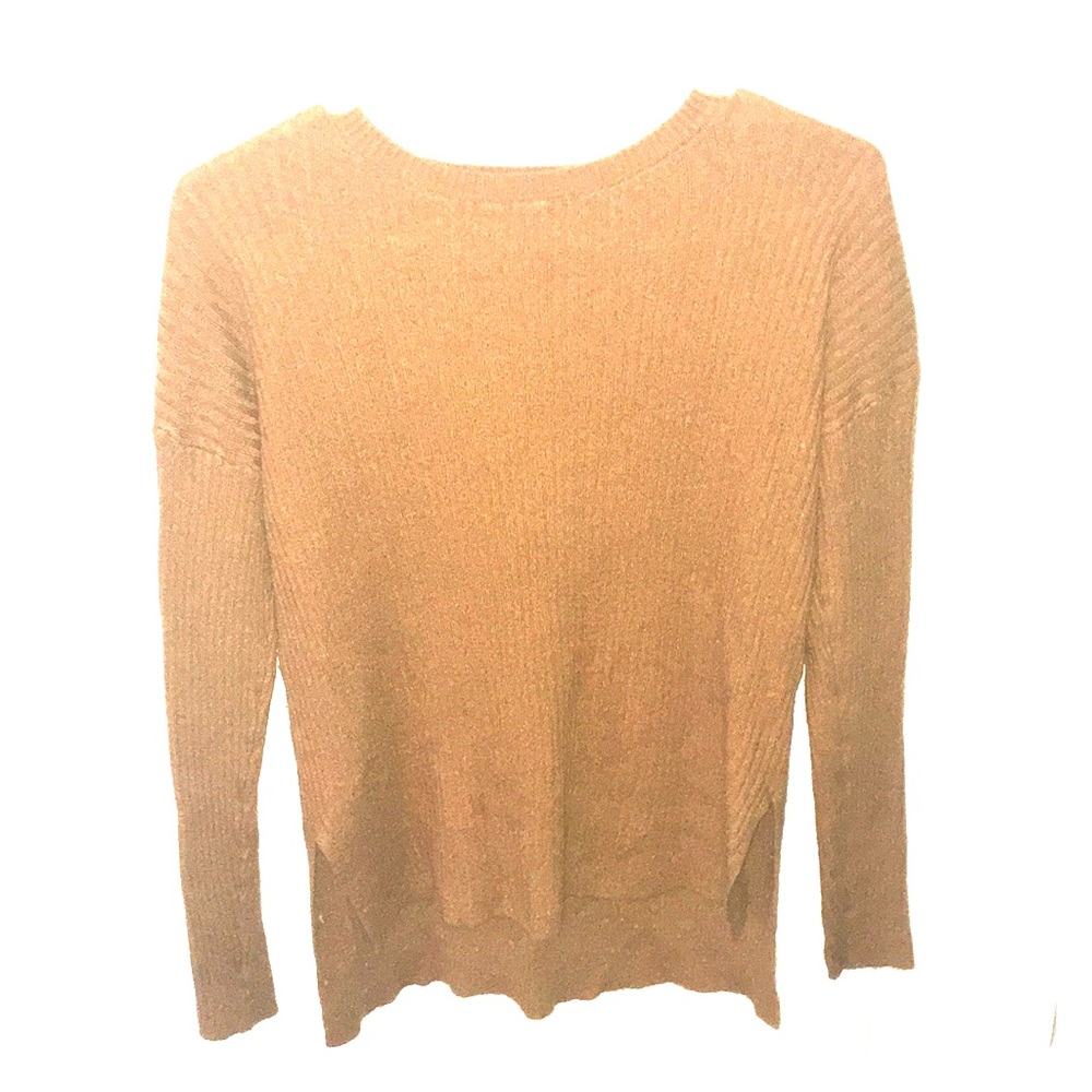 Camel knitted sweater.